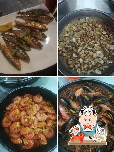 Bar-Restaurant La Plaça ( Ca la Cori)