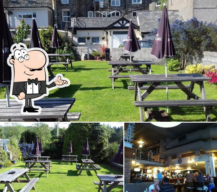 White Horse Hotel