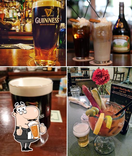 County Clare Irish Inn & Pub