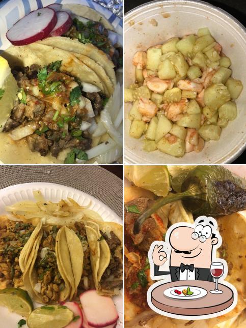 Tacos Y Mariscos Chapala