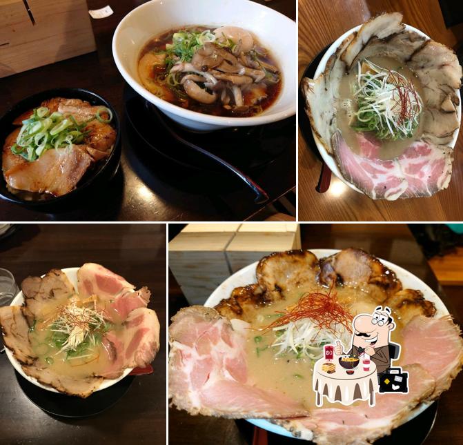 鶏豚骨ラーメン 麺屋かがり