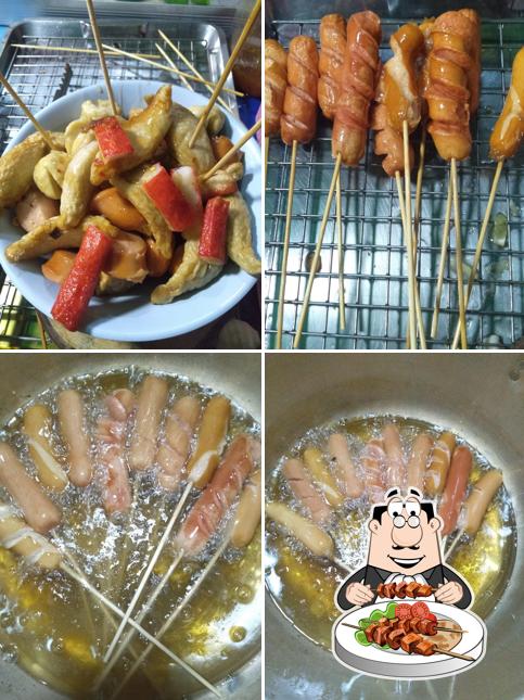 ลูกชิ้นทอด คิว&พลอย