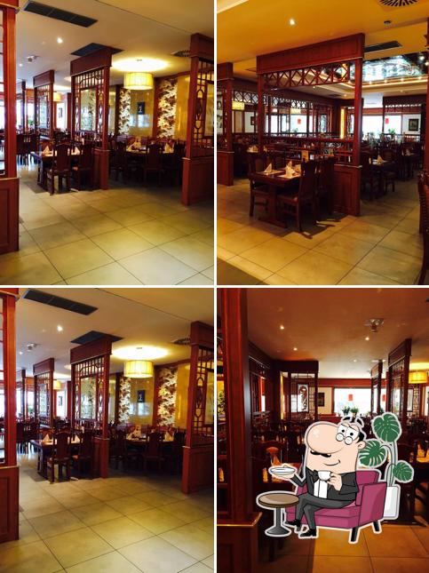 The Grand Wok