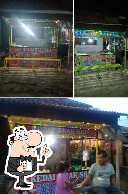 KEDAI MBAK SRI dan MAS JOHANDI