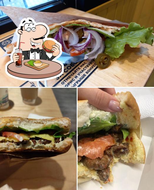 Отведайте гамбургеры в "Супертяж Шаурма и кофе"