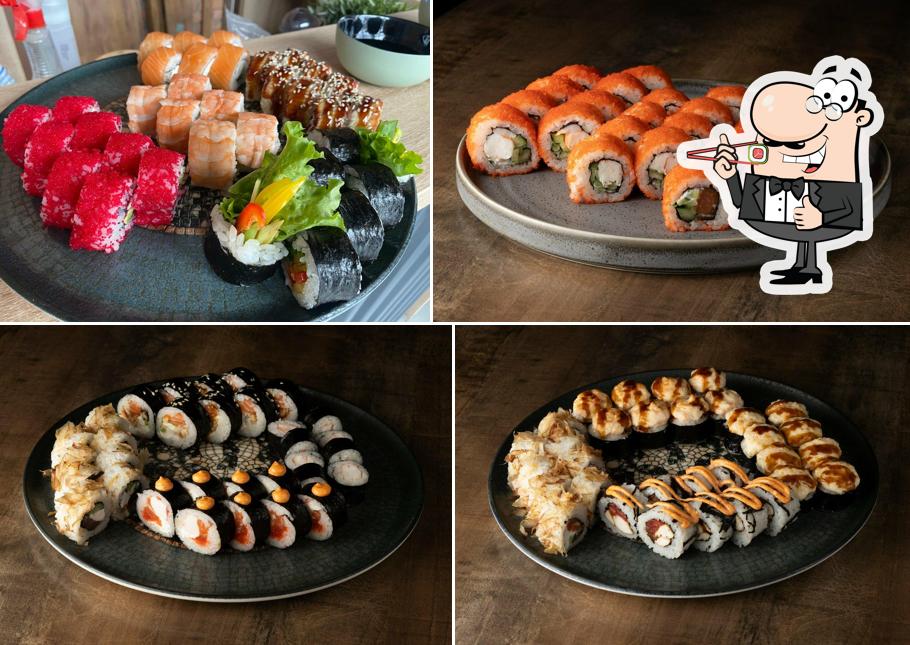 В "Мощный Бургер Сочный" попробуйте суши и роллы