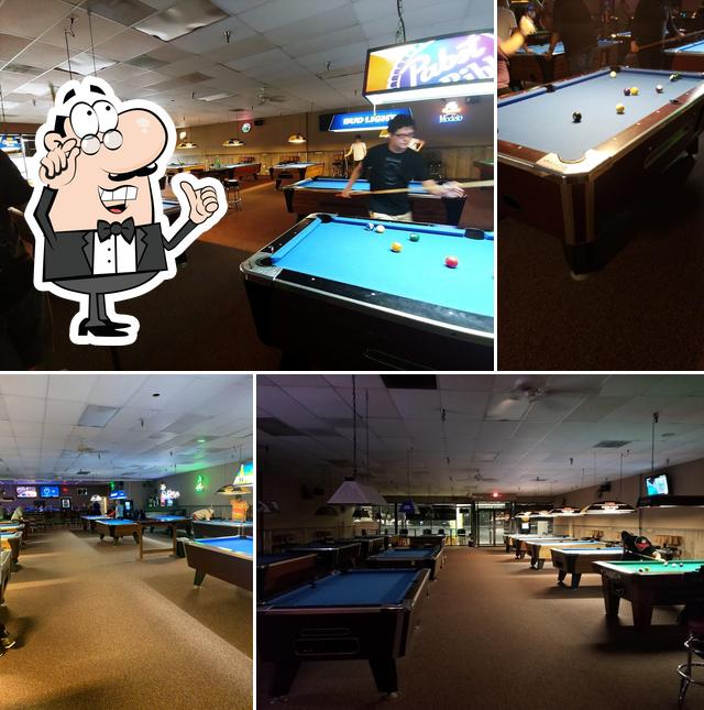 Que Ball Billiards & Bar