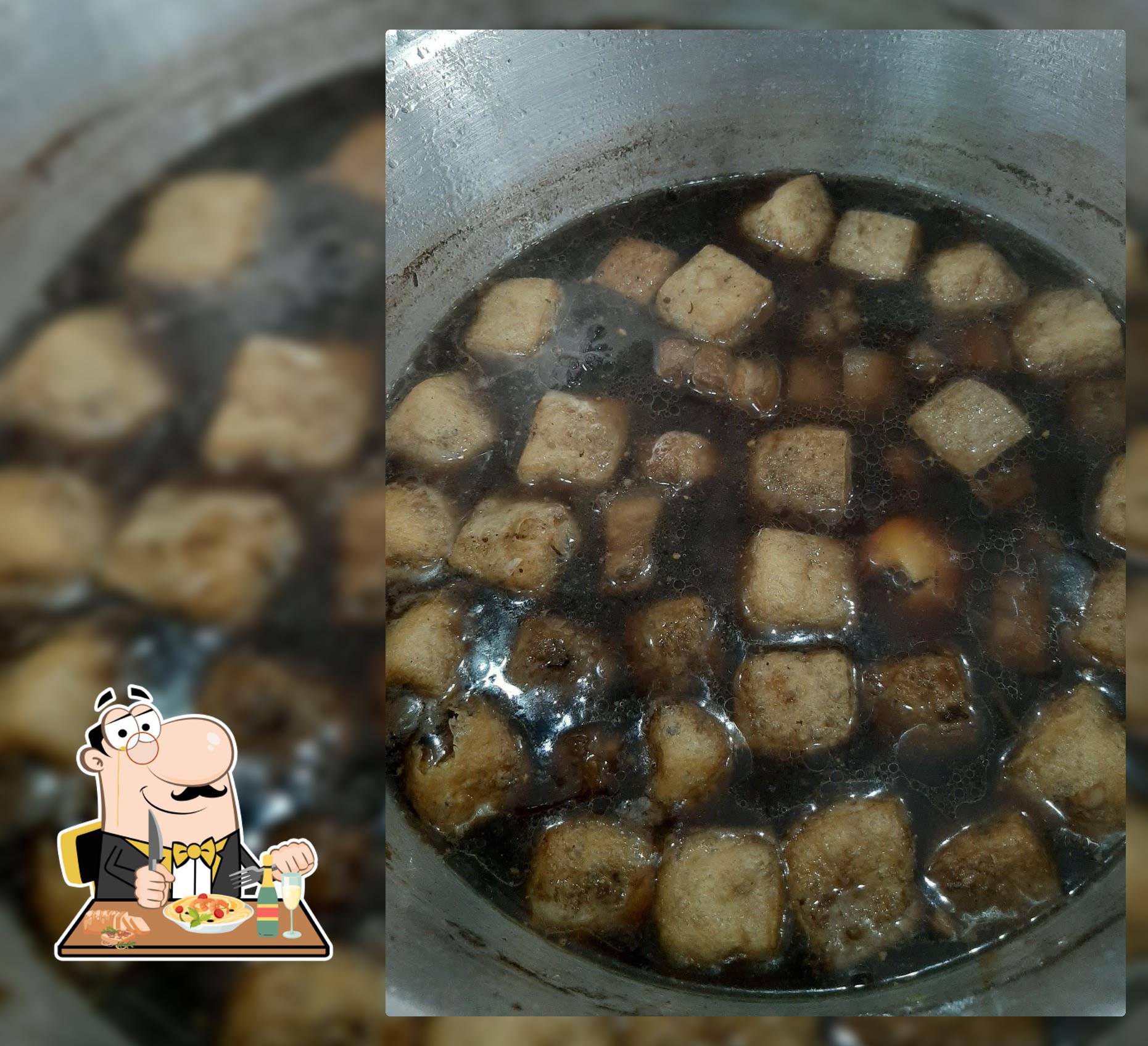 ร้านอาหารเจ๊นา ข้าวราดแกง อาหารตามสั่ง