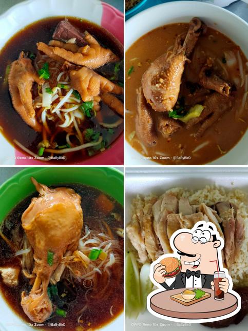น้ำหวานไก่ตุ๋นมะระ-ข้าวมันไก่