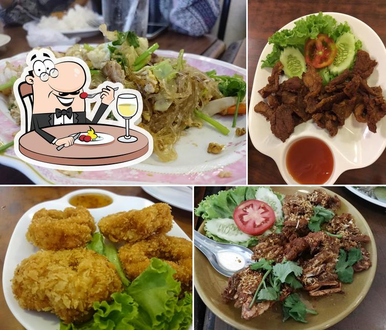Krua Loong Chaey Restaurant