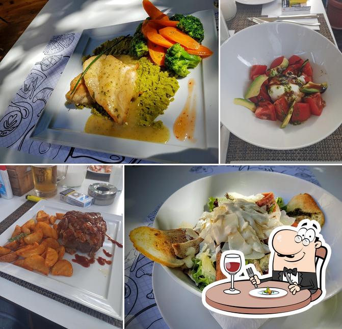 Alta Marea Bar & Grill