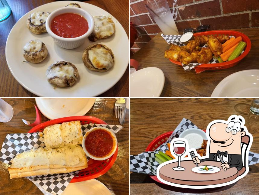 Delfino's Chicago Style Pizza
