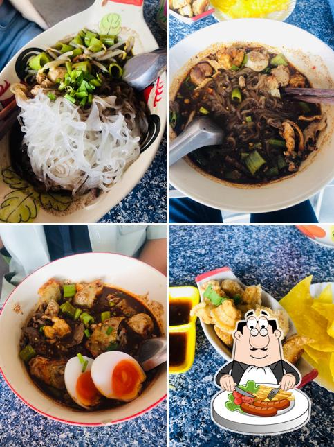 หม่ำหม่ำเตี๋ยวเรือ