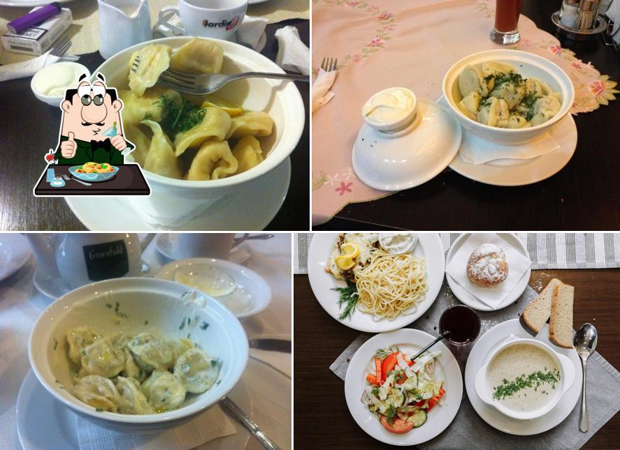 Еда в "Пельменях"