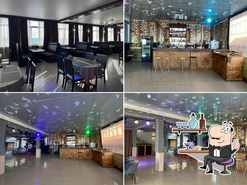 Забронируйте столик в "Багратионе"