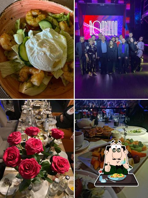 Еда в "Ресторане Бухарест"