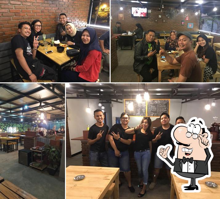 Loteng Cafe