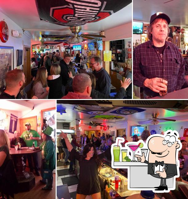 Slim's • Neighborhood Bar & Grille
