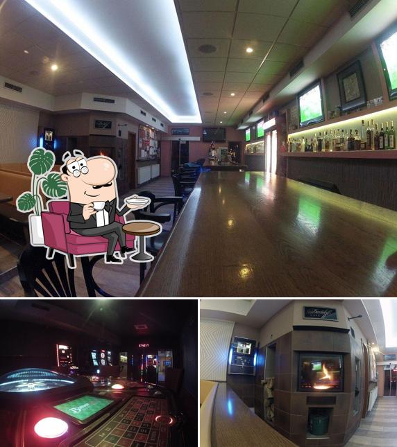 Sport bar
