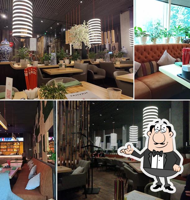 Посмотрите на внутренний интерьер "Танук"