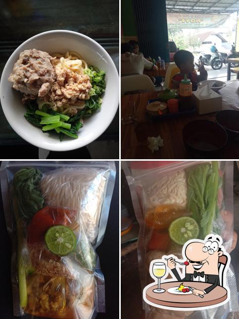 Mie Baso Novi