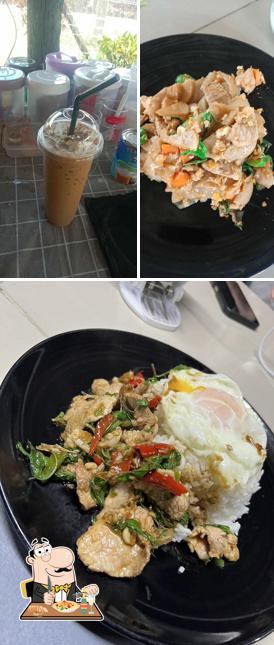 ร้านเตี๋ยวตามสั่งบ้านดอย