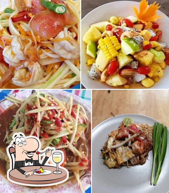 เจ อาหารตามสั่ง