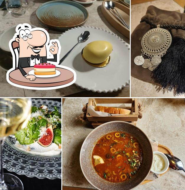 Чизкейк в "кафе One Гоги"