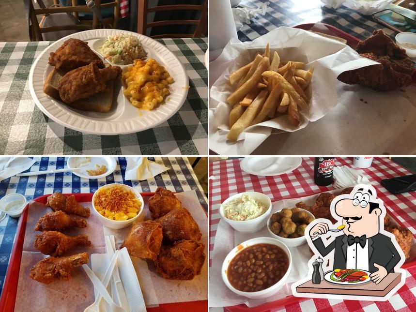 Gus's World Famous Fried Chicken