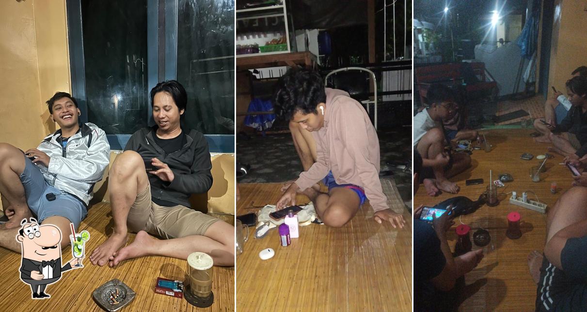 Wedangan Uncle Moel's