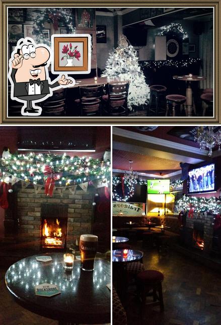 Trainors Bar at Dan's