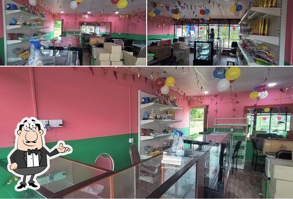 Mid Town Cafe & Bakery