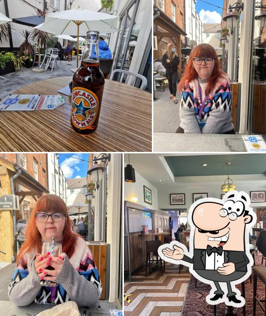The Red Lion - JD Wetherspoon