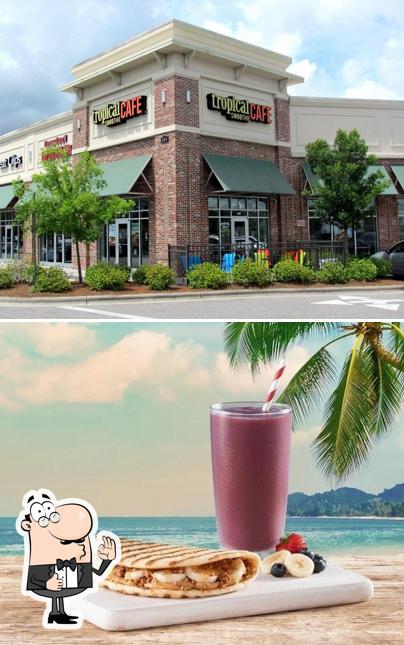 Tropical Smoothie Cafe