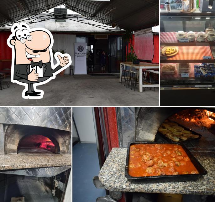 Red Shed Pizzeria & Catering