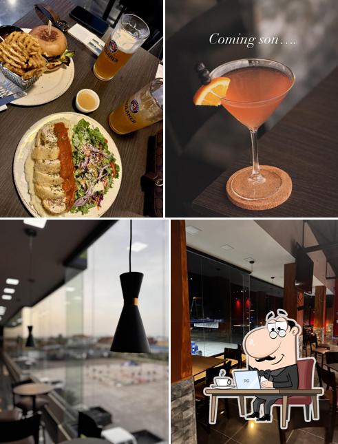 Uno Miami Bar & Grill