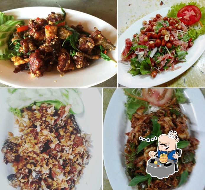 Charunchai wild food