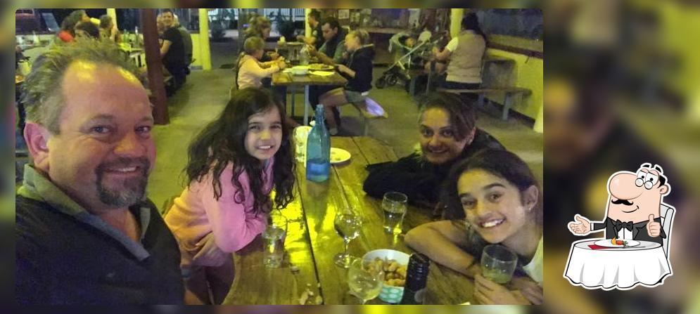 3Ls Bar & Bistro