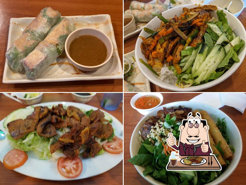 Pho Island Restaurant