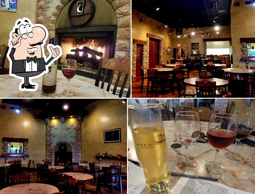 Paper Moon Vineyards & Winery