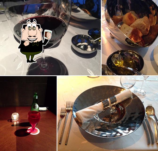 Restaurant & Bar LEVEL 36