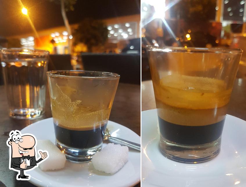 Cafe Pologna مقهى بولونيا