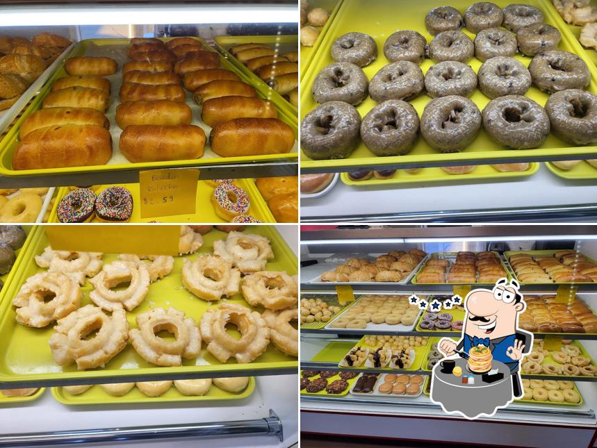Delish Donuts