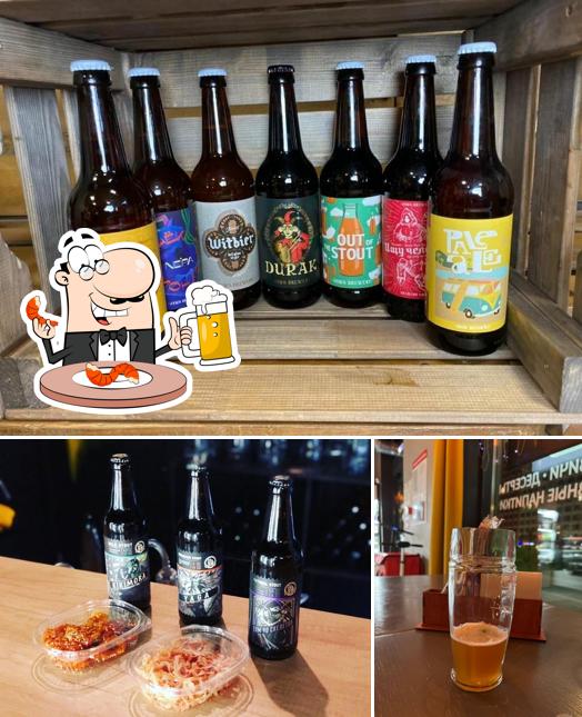 Насладитесь пинтой темного или светлого пива