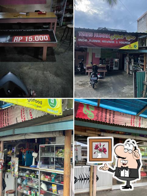 Teras Rumah Mbak Ulan
