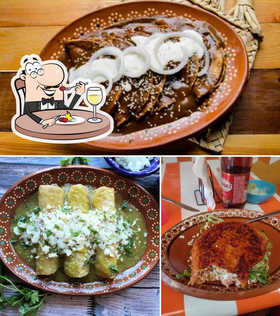 Ricos Caldos De Gallina