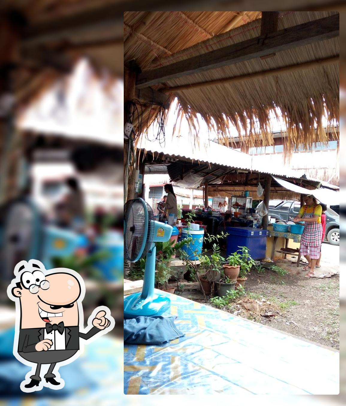 ร้านก๋วยเตี๋ยว แม่โอ๊ต