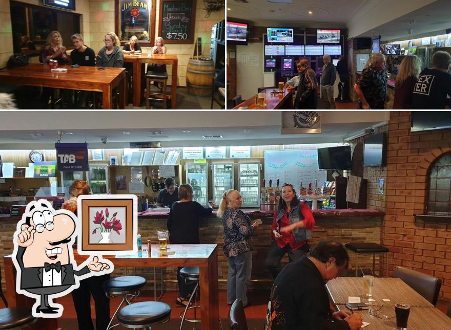 Madora Bay Tavern