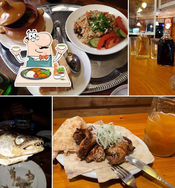 Еда в "Казачьем круге"