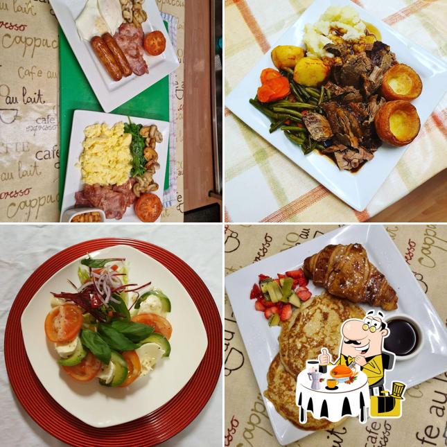 Dolly's Cafe